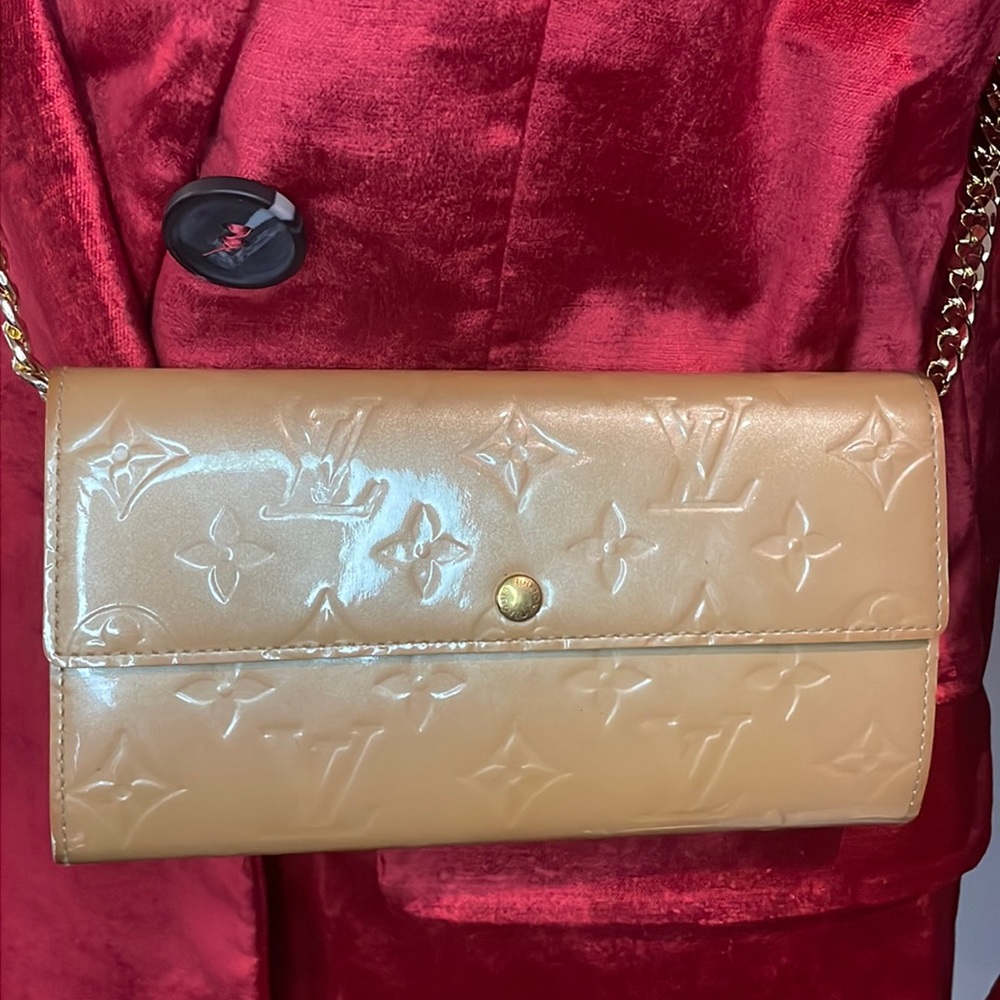 Louis Vuitton Vernis Porte Feuille Sarah Wallet